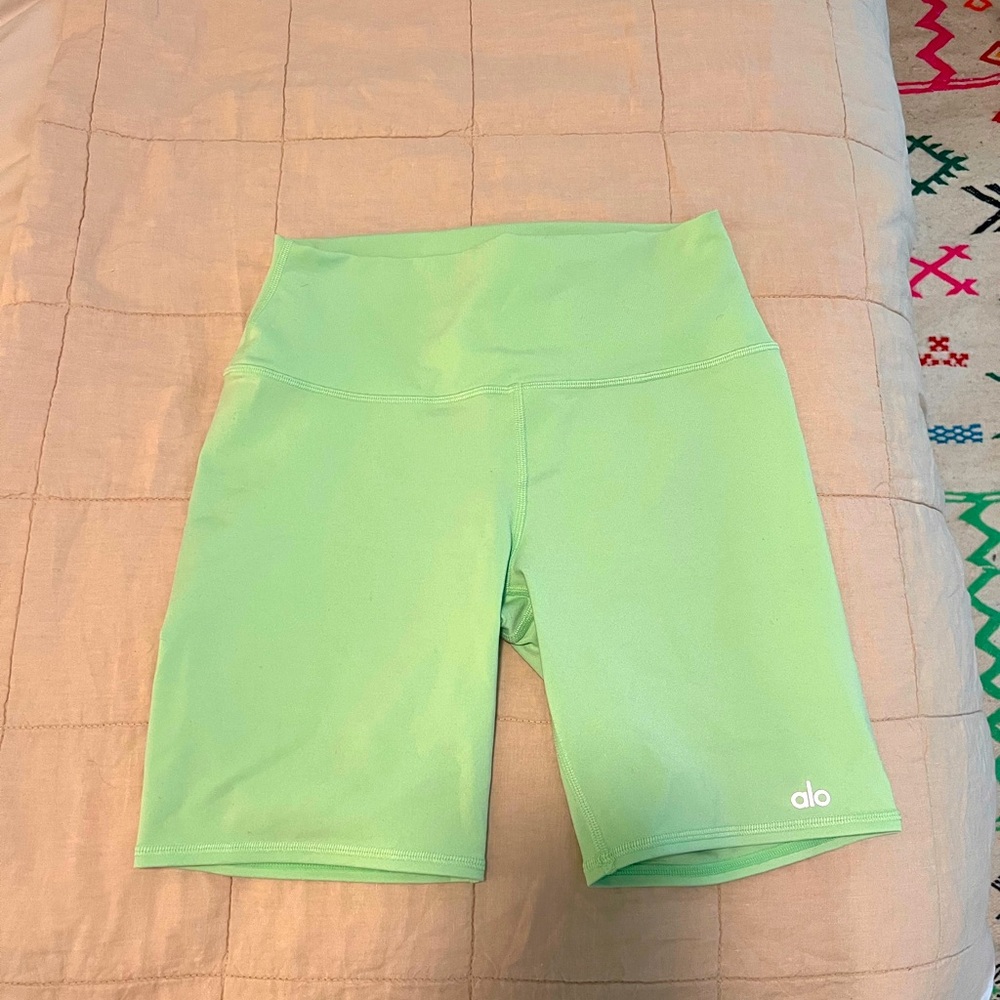 ALO 5" Airlift Energy Short
